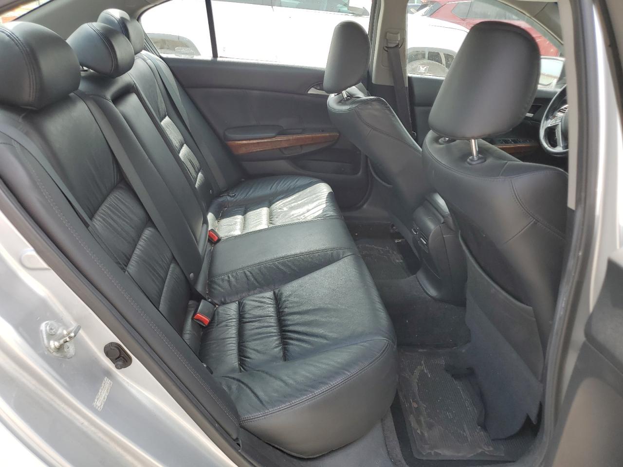 1HGCP2F84BA082198 2011 Honda Accord Exl