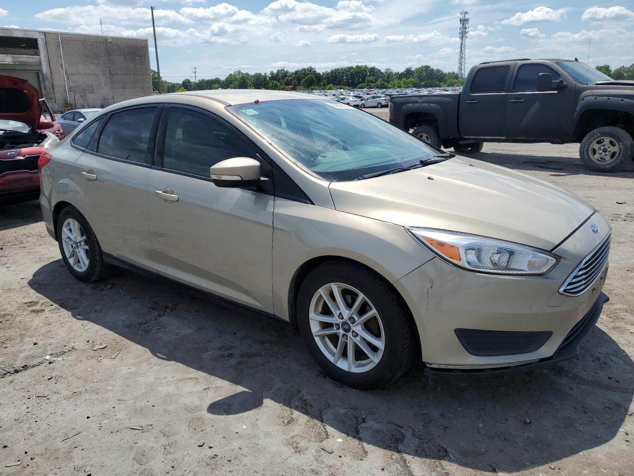 2015 Ford Focus Se vin: 1FADP3F25FL367982