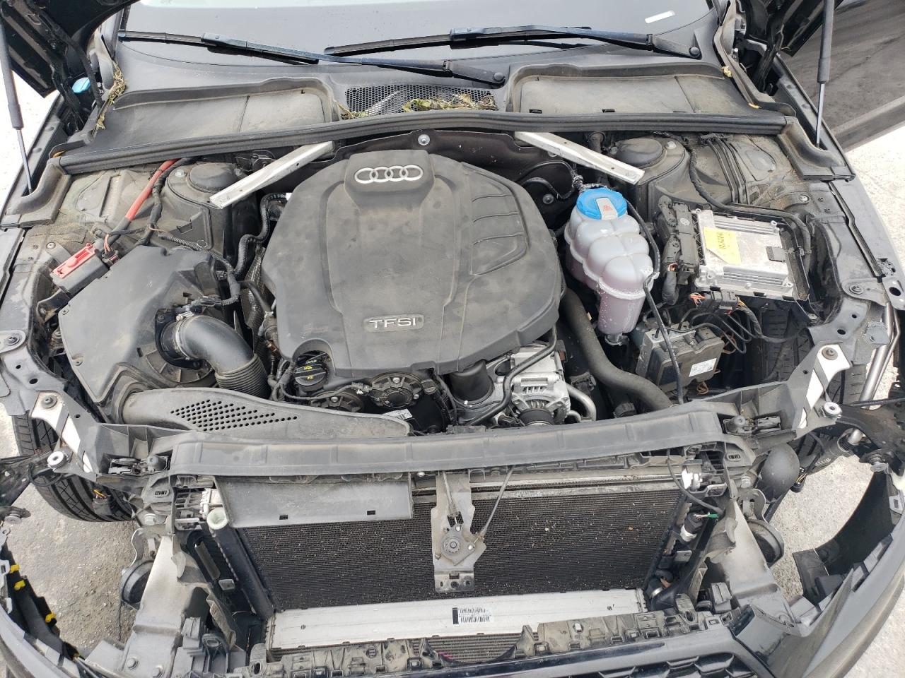 WAUKMAF4XJA234782 2018 Audi A4 Premium