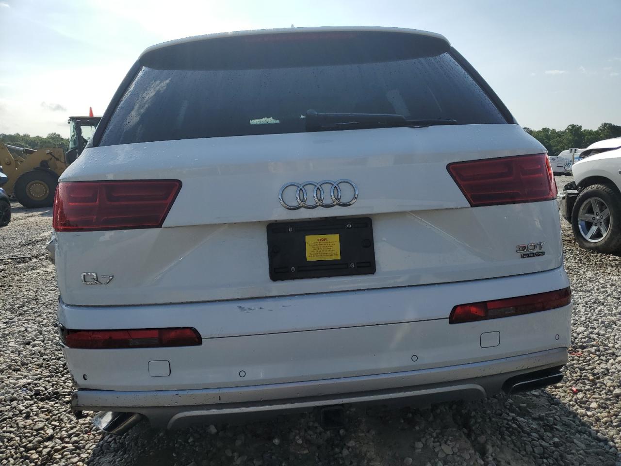 WA1VAAF75JD010217 2018 Audi Q7 Prestige