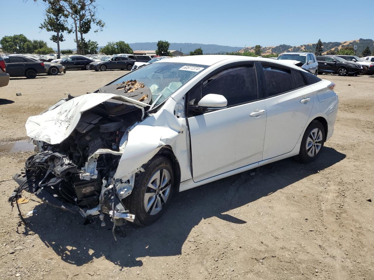 JTDKBRFU4J3059019 2018 Toyota Prius