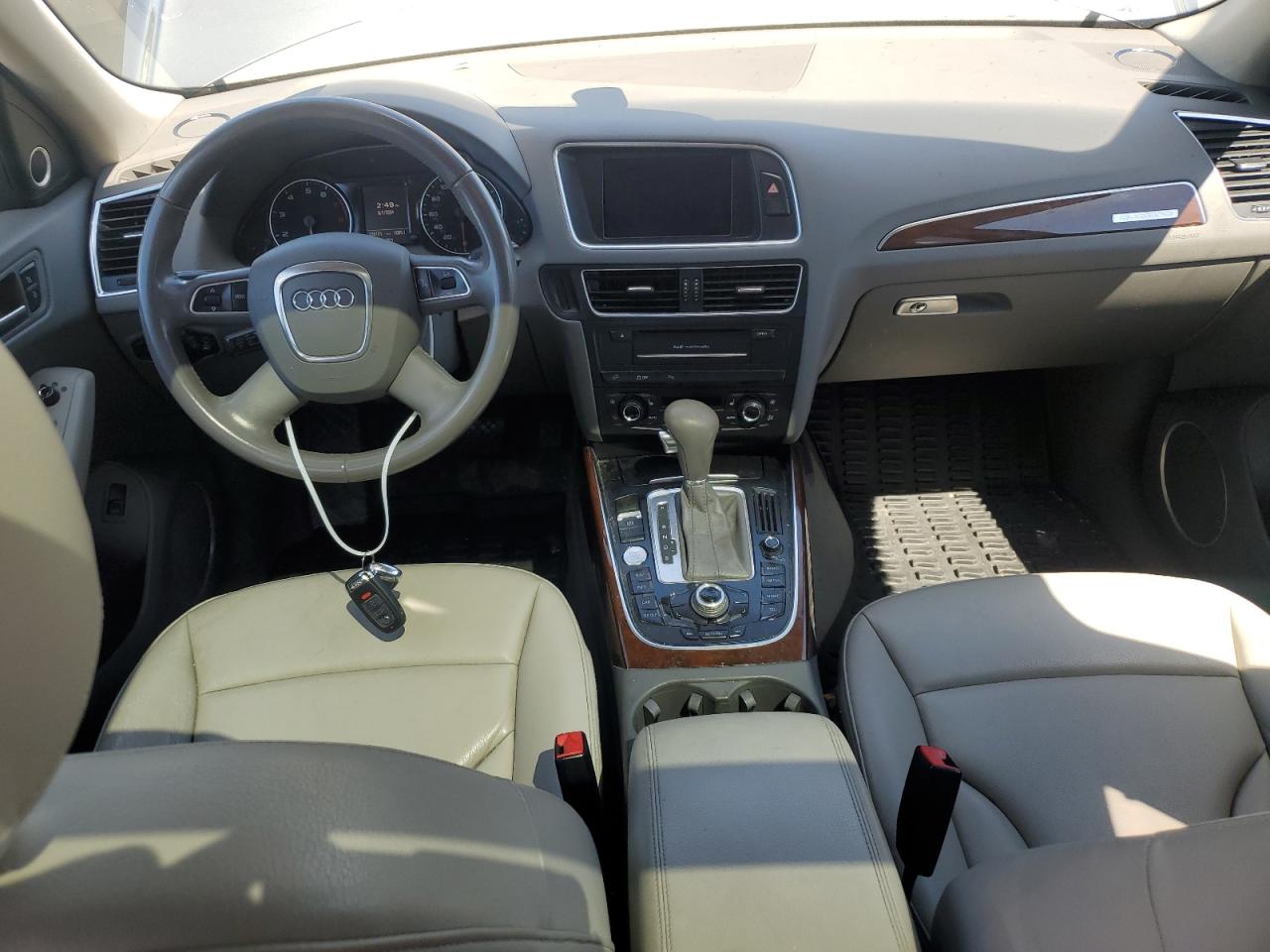 WA1LFAFP2CA042698 2012 Audi Q5 Premium Plus