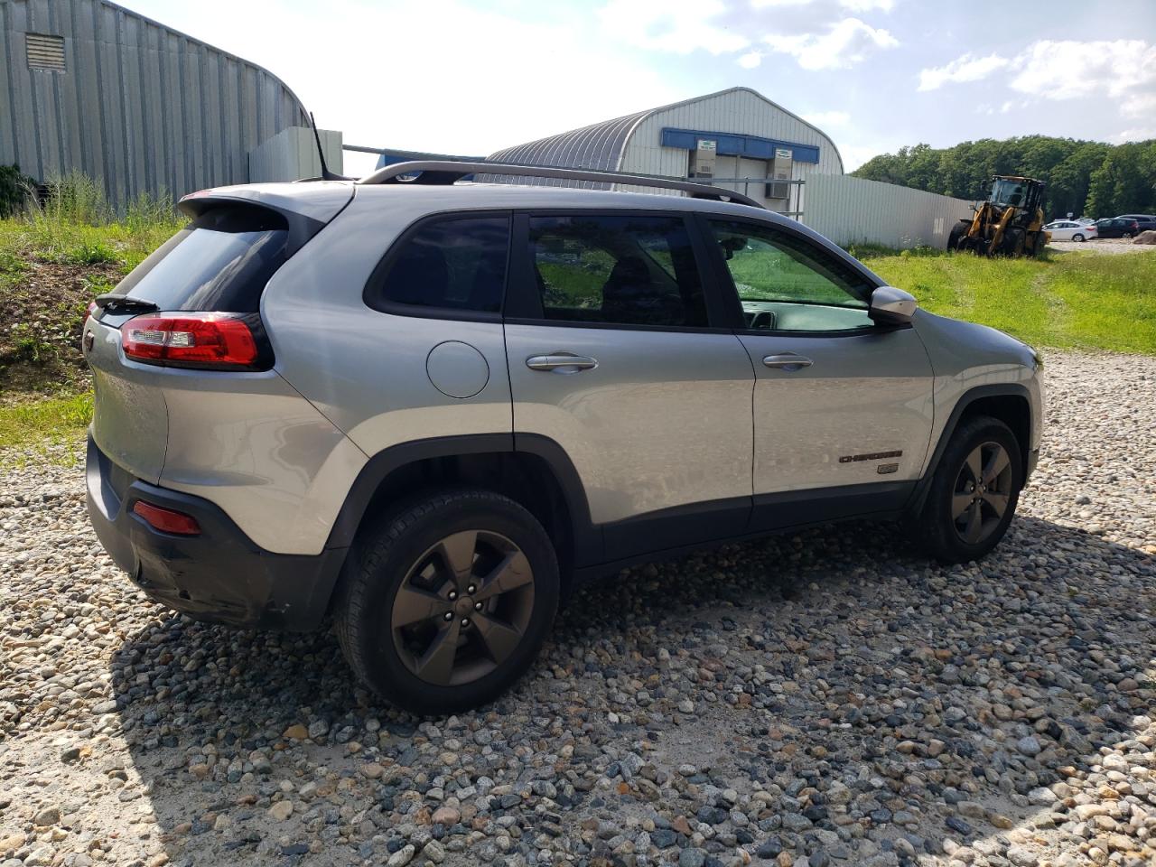 2017 Jeep Cherokee Latitude vin: 1C4PJMCB1HW574860