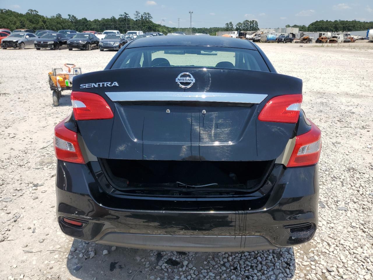3N1AB7AP7GY293823 NISSAN SENTRA 2016
