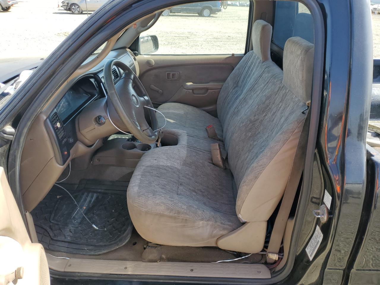 5TENL42NX2Z124714 2002 Toyota Tacoma