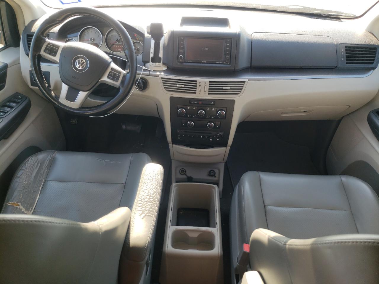 2C4RVABG3CR146122 2012 Volkswagen Routan Se