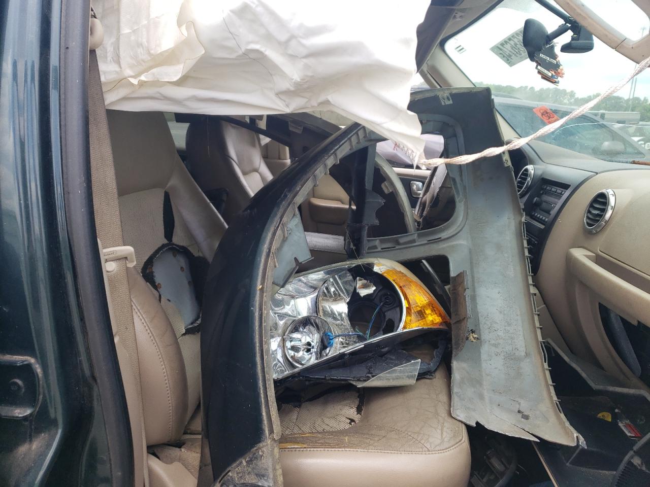 1FMFU17L04LB28632 2004 Ford Expedition Eddie Bauer