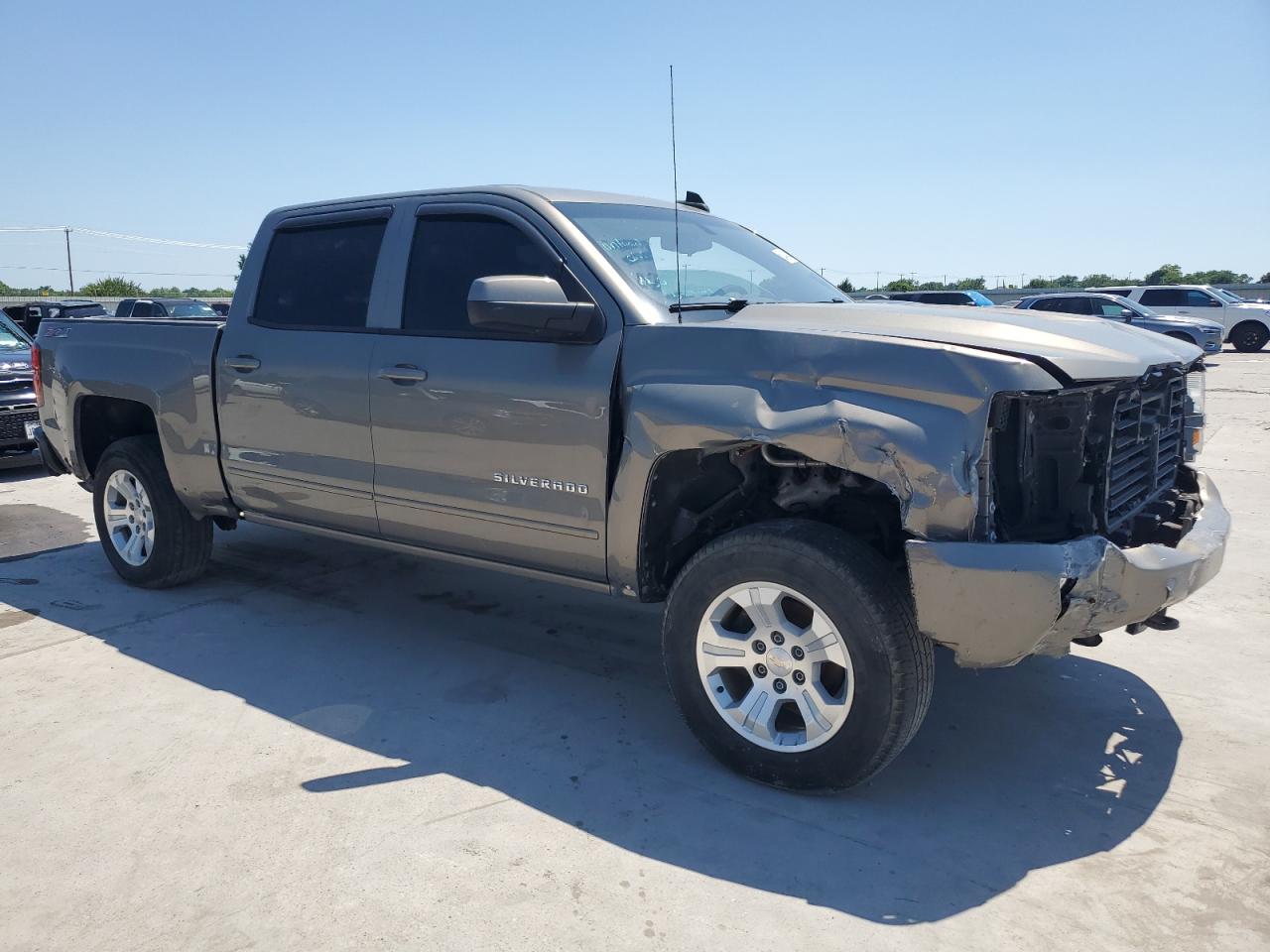 2017 Chevrolet Silverado K1500 Lt vin: 3GCUKREC5HG402493