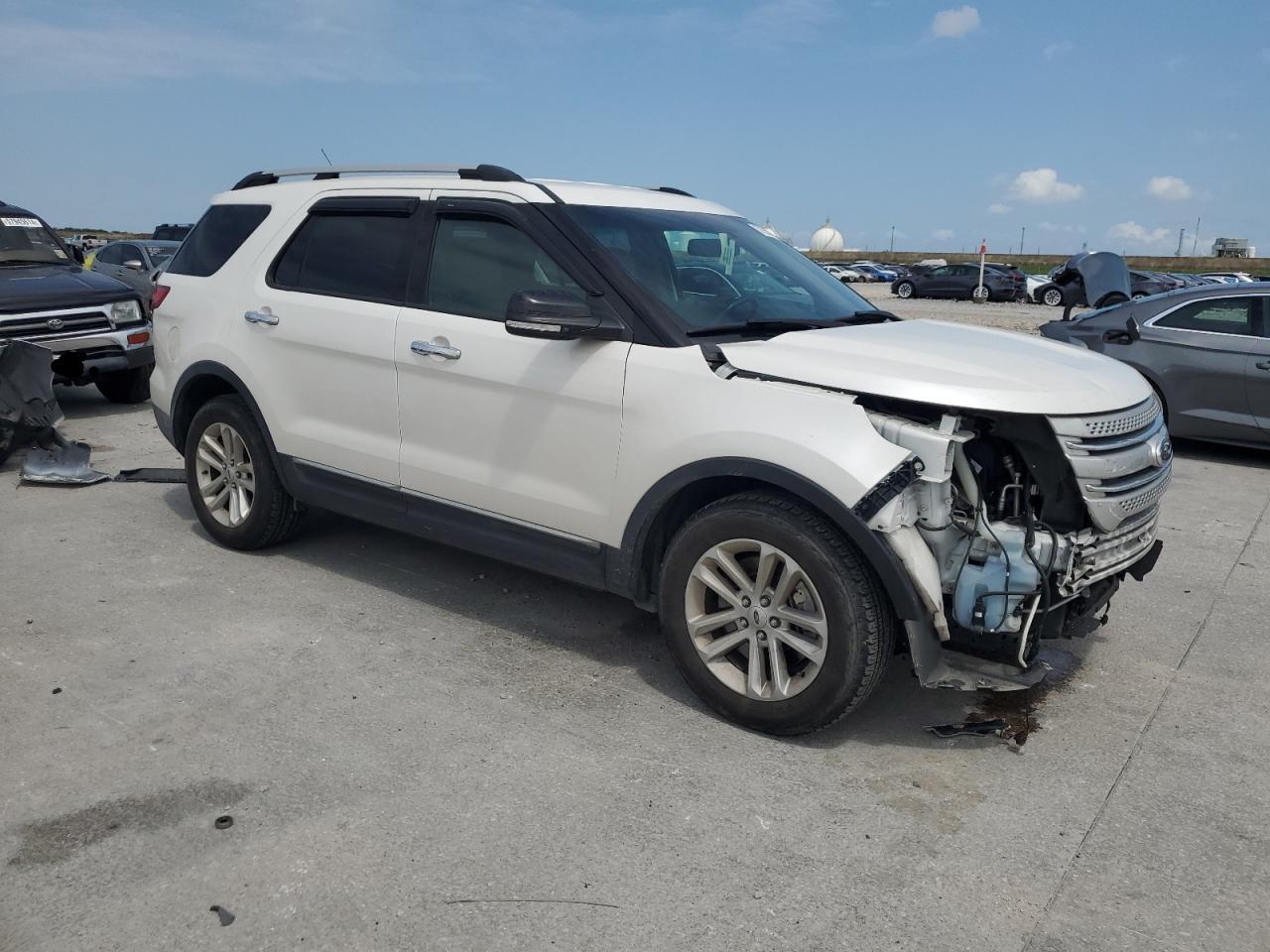 1FM5K7D85EGB33114 2014 Ford Explorer Xlt