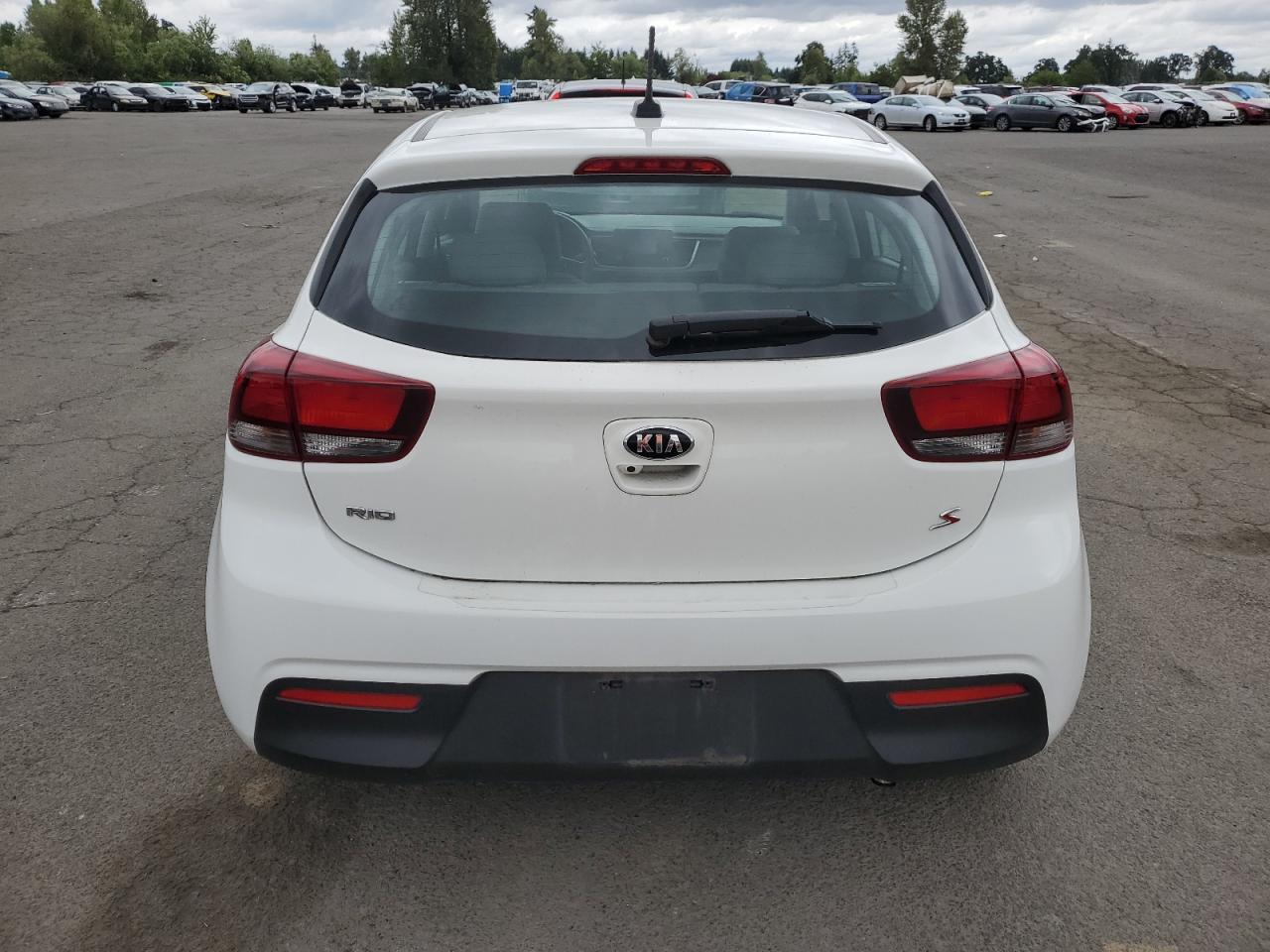 3KPA25AB2JE058471 2018 Kia Rio Lx