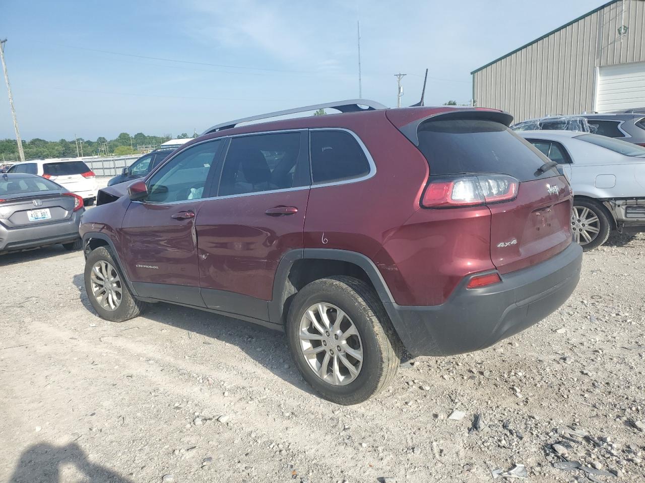 1C4PJMCB0KD103009 2019 Jeep Cherokee Latitude