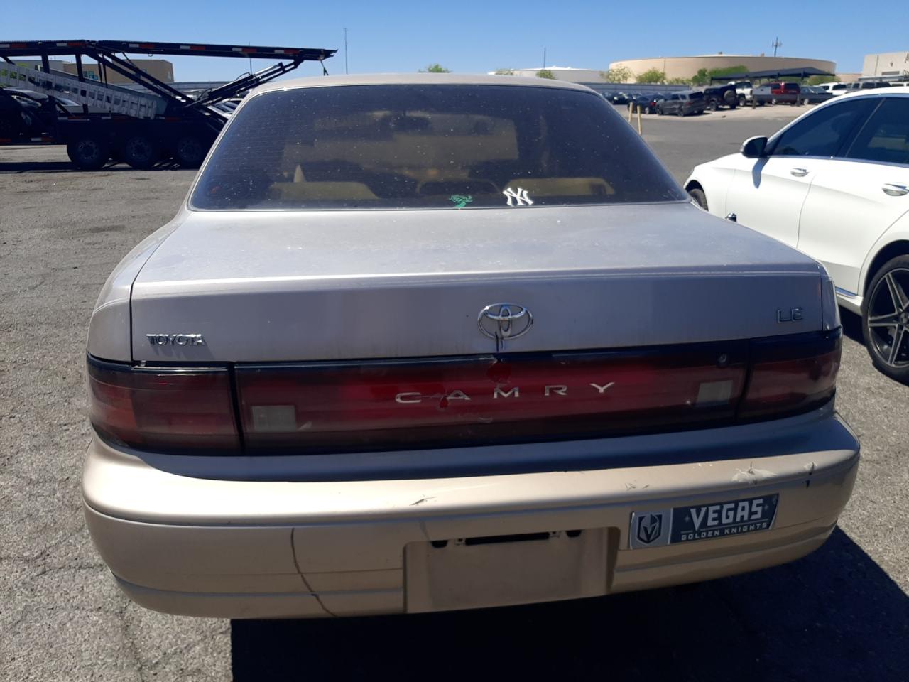 JT2SK12E3R0192215 1994 Toyota Camry Le