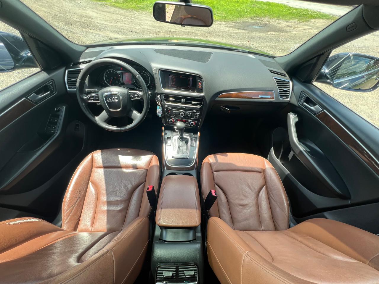 WA1CFAFP4CA097735 2012 Audi Q5 Premium