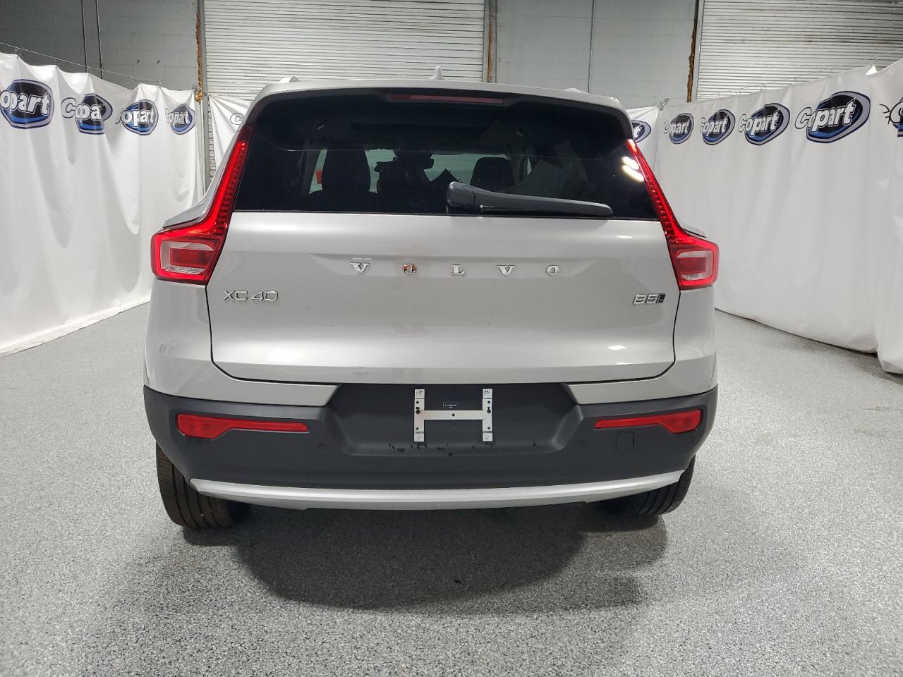 YV4L12UE0R2334619 2024 Volvo Xc40 Plus