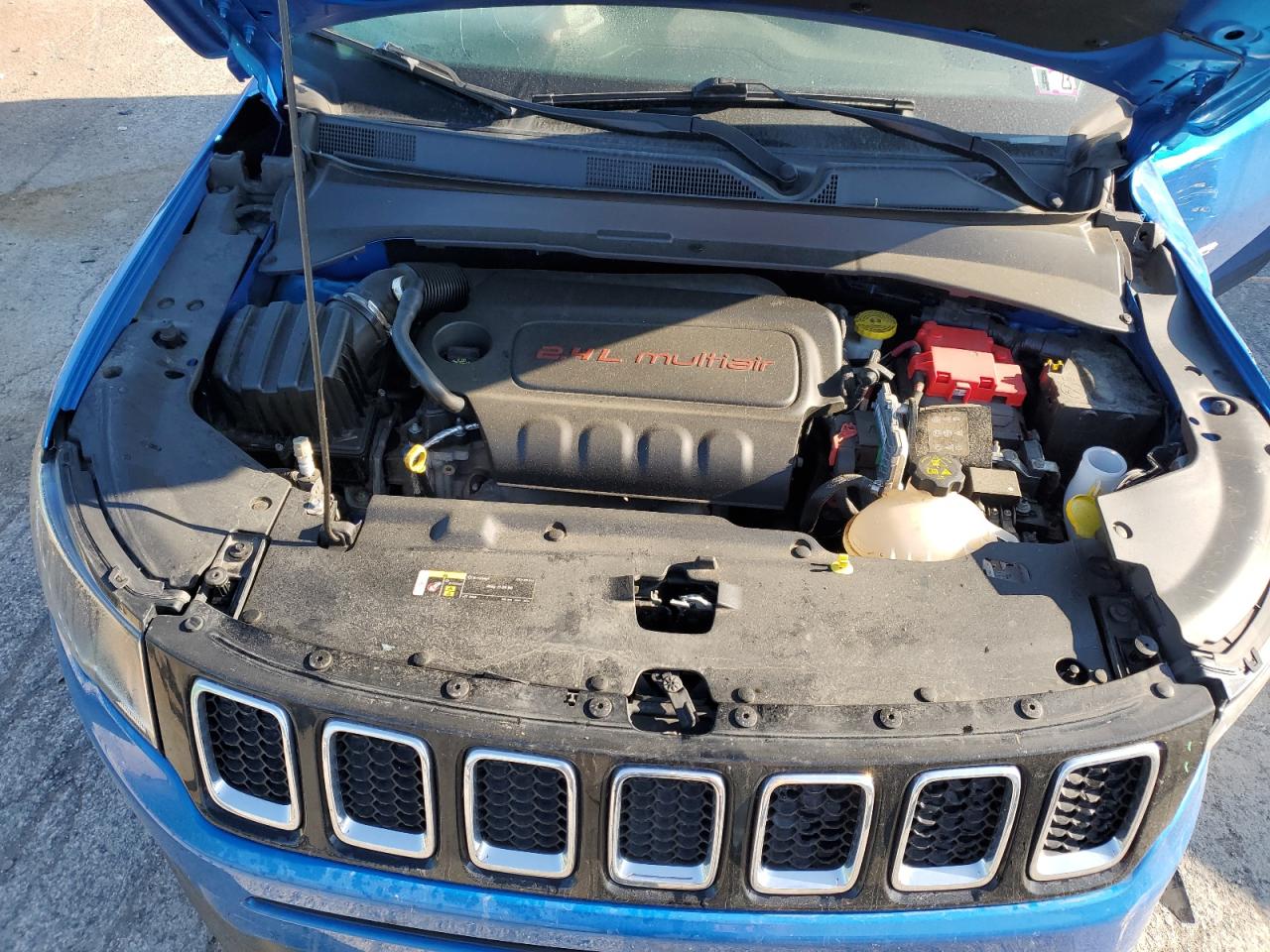 3C4NJDBB7KT836158 2019 Jeep Compass Latitude