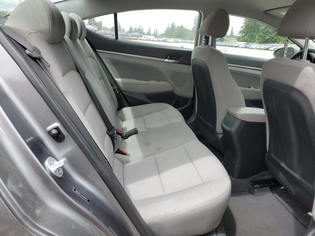 5NPD84LF5KH418352 2019 Hyundai Elantra Sel