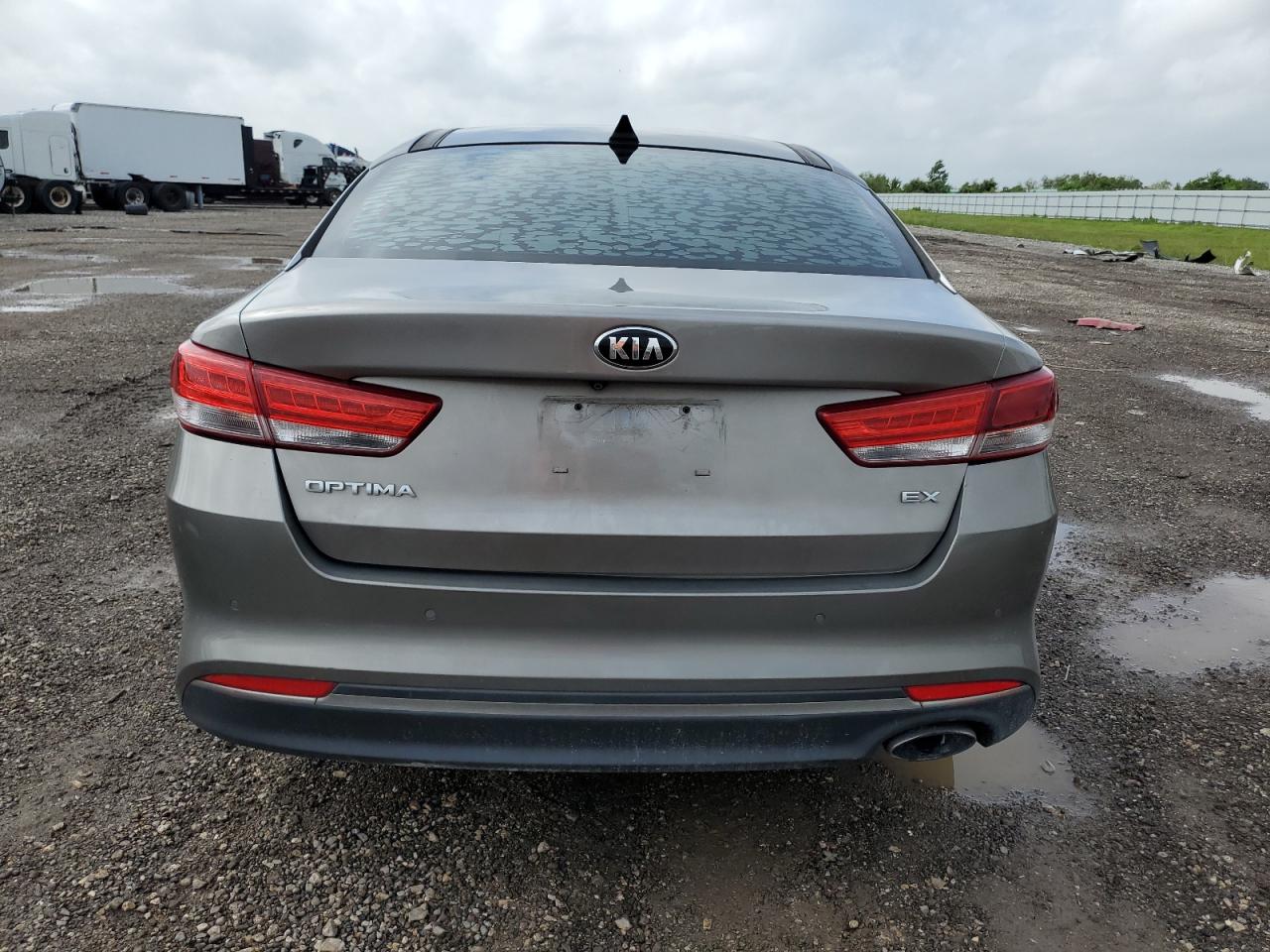 5XXGU4L34JG206776 2018 Kia Optima Ex