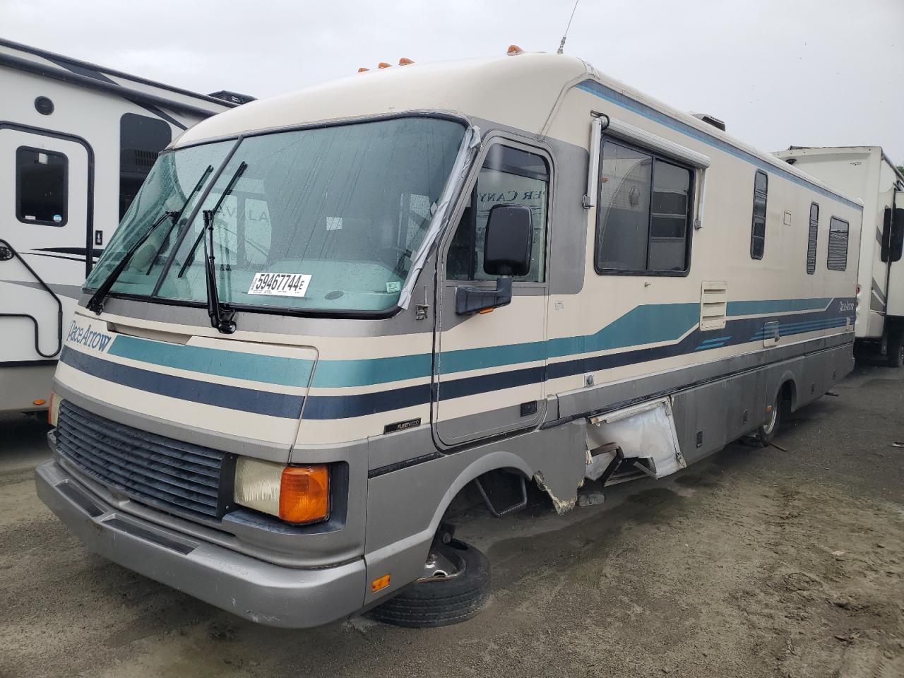 Lot #2955371471 1992 FLEETWOOD PACE ARROW