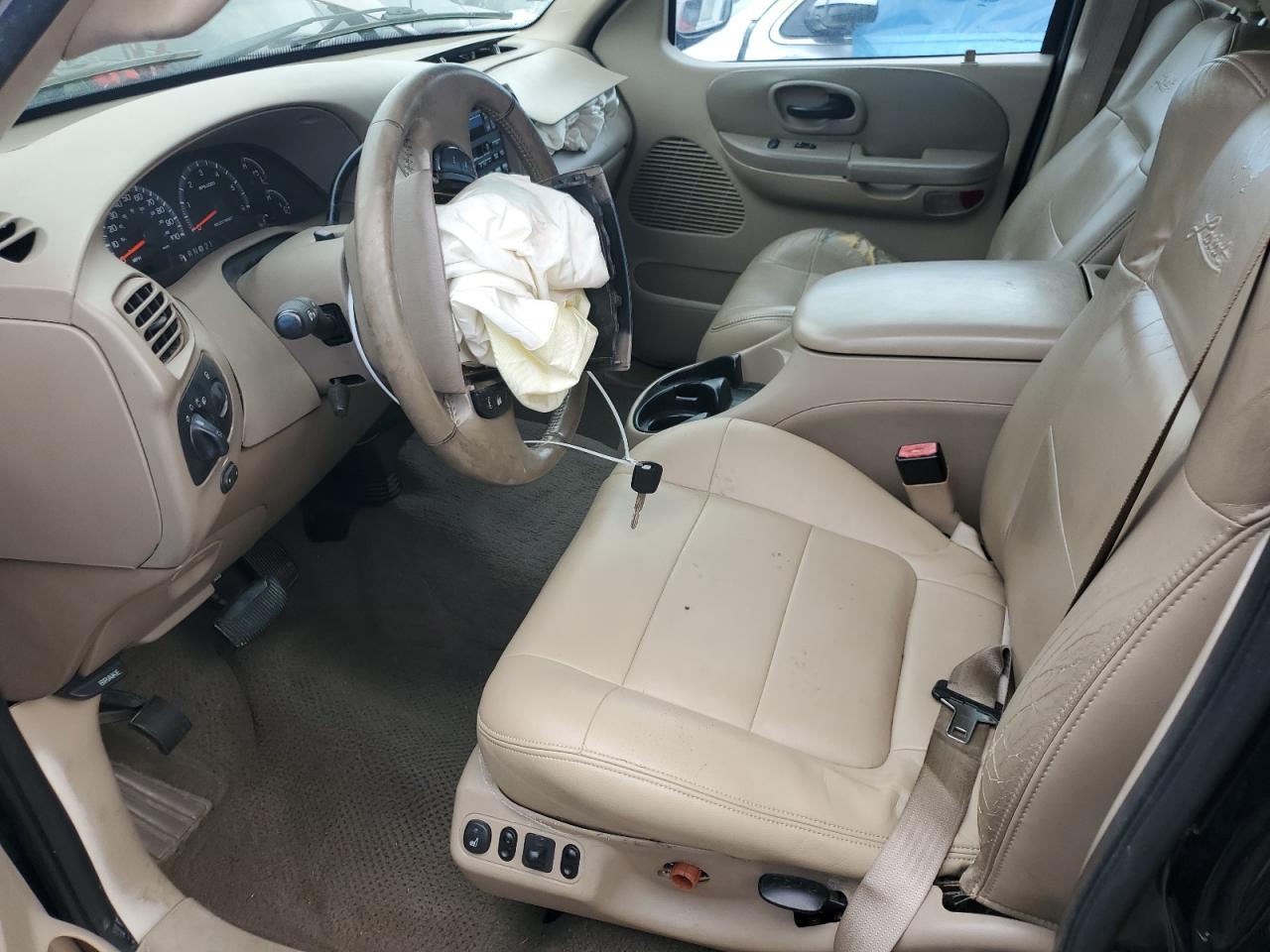 1FTRW07L02KA24585 2002 Ford F150 Supercrew