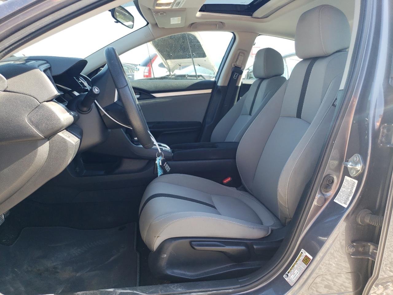 19XFC2F70JE041013 2018 Honda Civic Ex