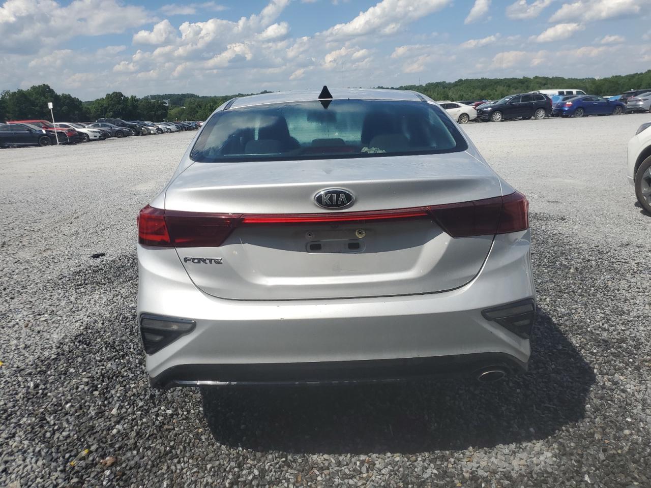 3KPF24AD0ME345698 2021 Kia Forte Fe