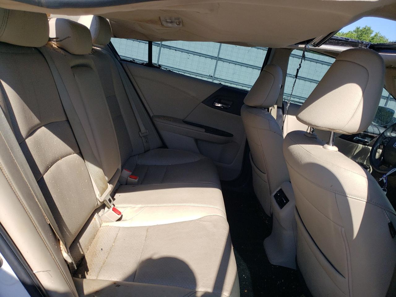 1HGCR2F93GA100328 HONDA ACCORD 2016