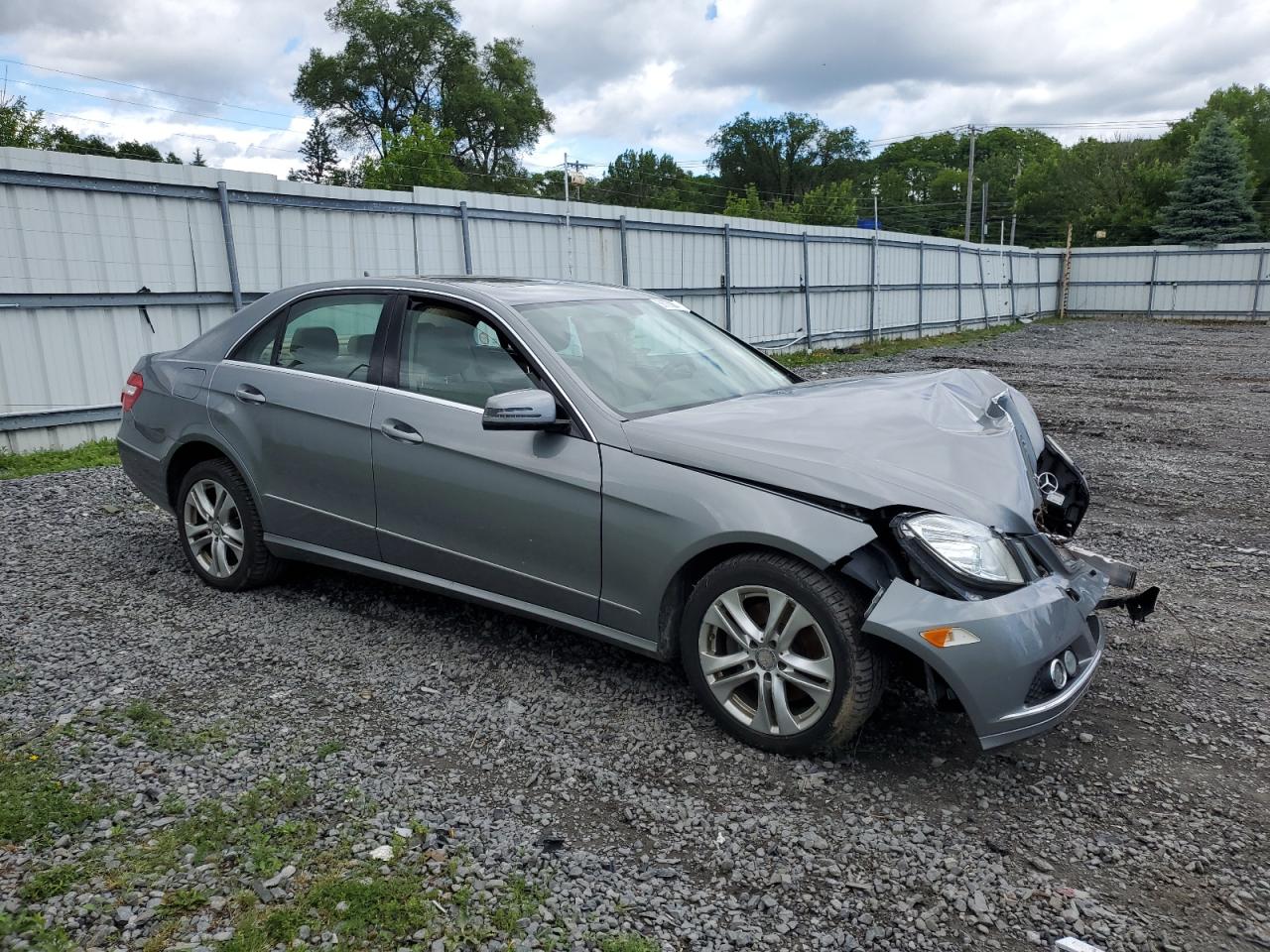 WDDHF8HB2BA487517 2011 Mercedes-Benz E 350 4Matic