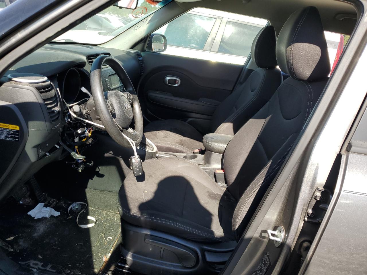 KNDJN2A27G7382322 2016 Kia Soul