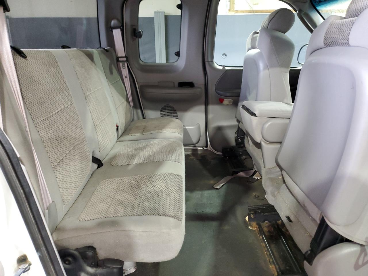 2FTPX18L92CA70364 2002 Ford F150