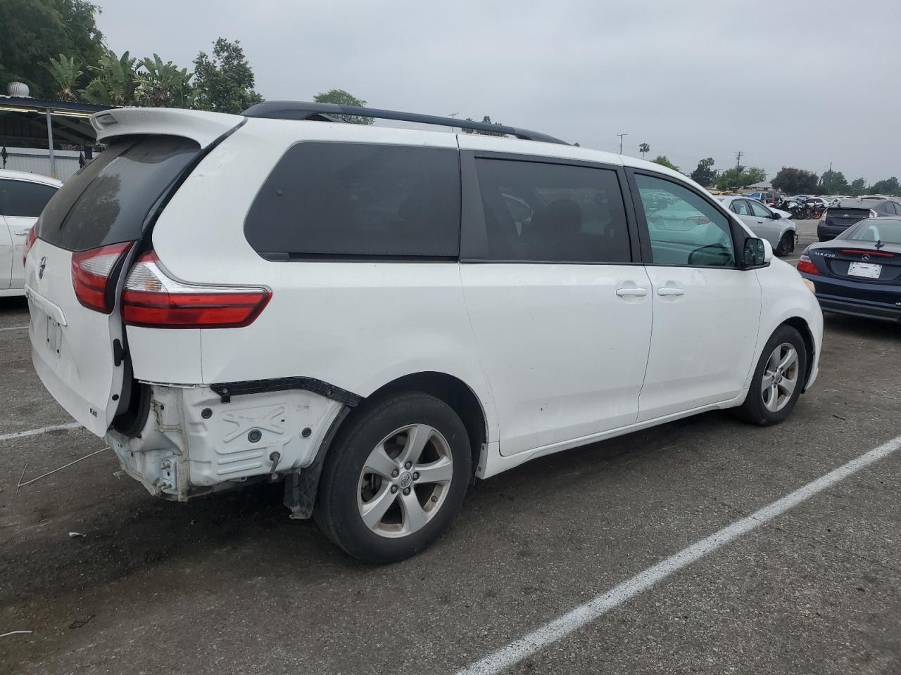 5TDKK3DC3FS584280 2015 Toyota Sienna Le