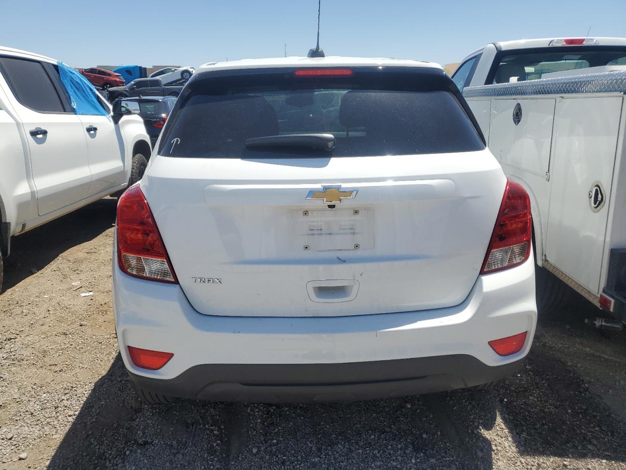 KL7CJKSB3LB046142 2020 Chevrolet Trax Ls