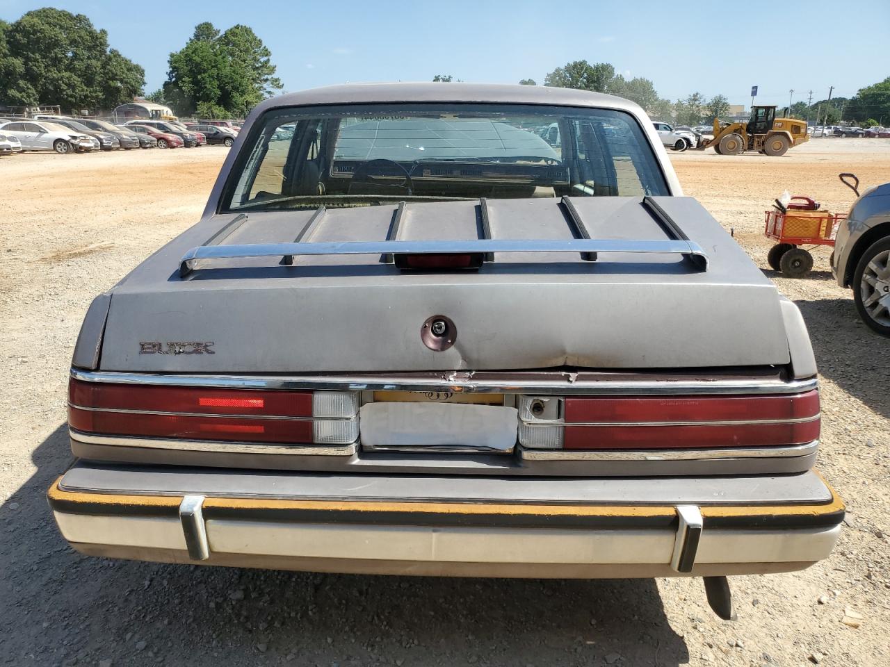 1G4CW51C4J1616101 1988 Buick Electra Park Avenue