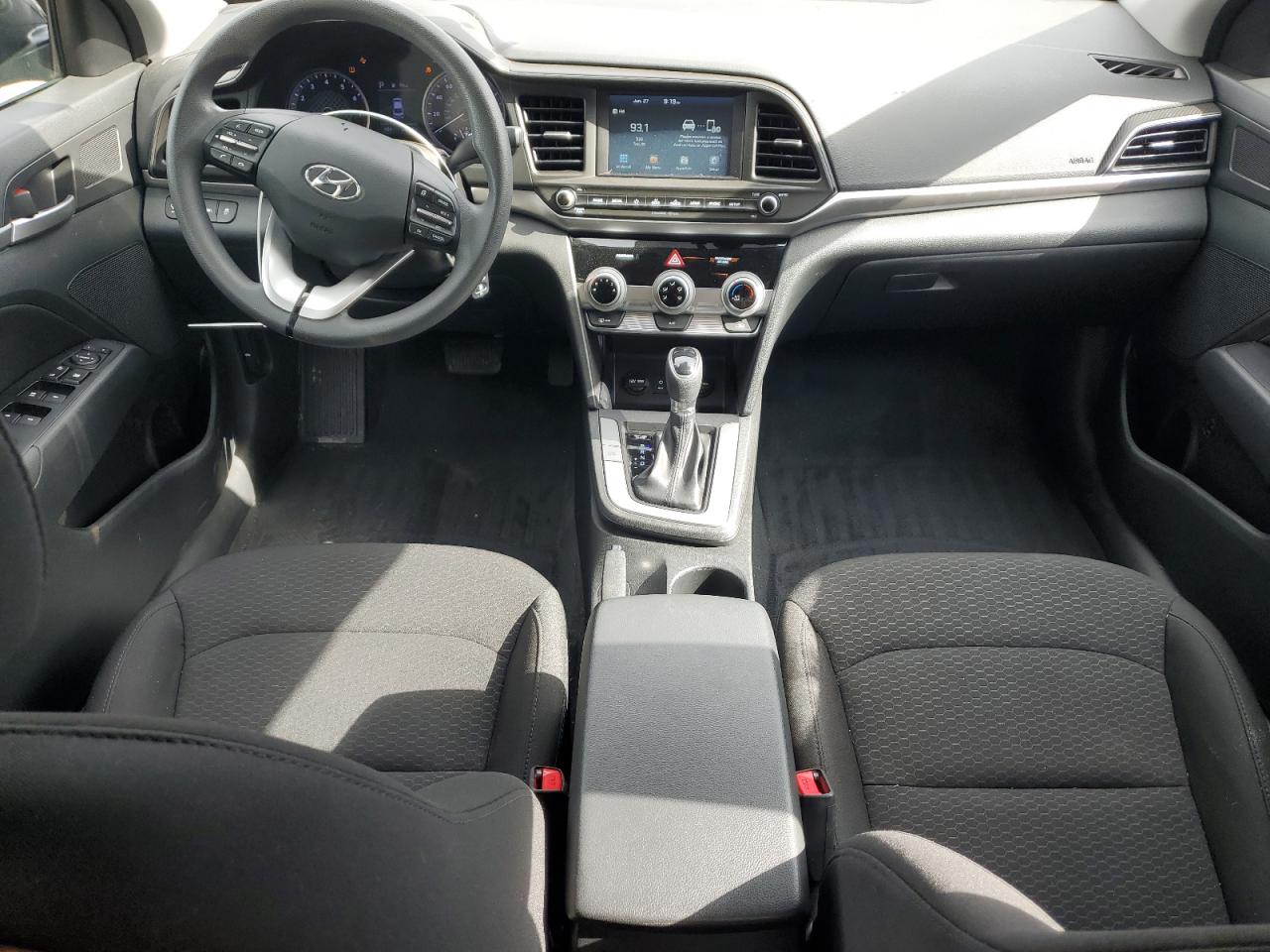 5NPD84LF0KH443949 2019 Hyundai Elantra Sel