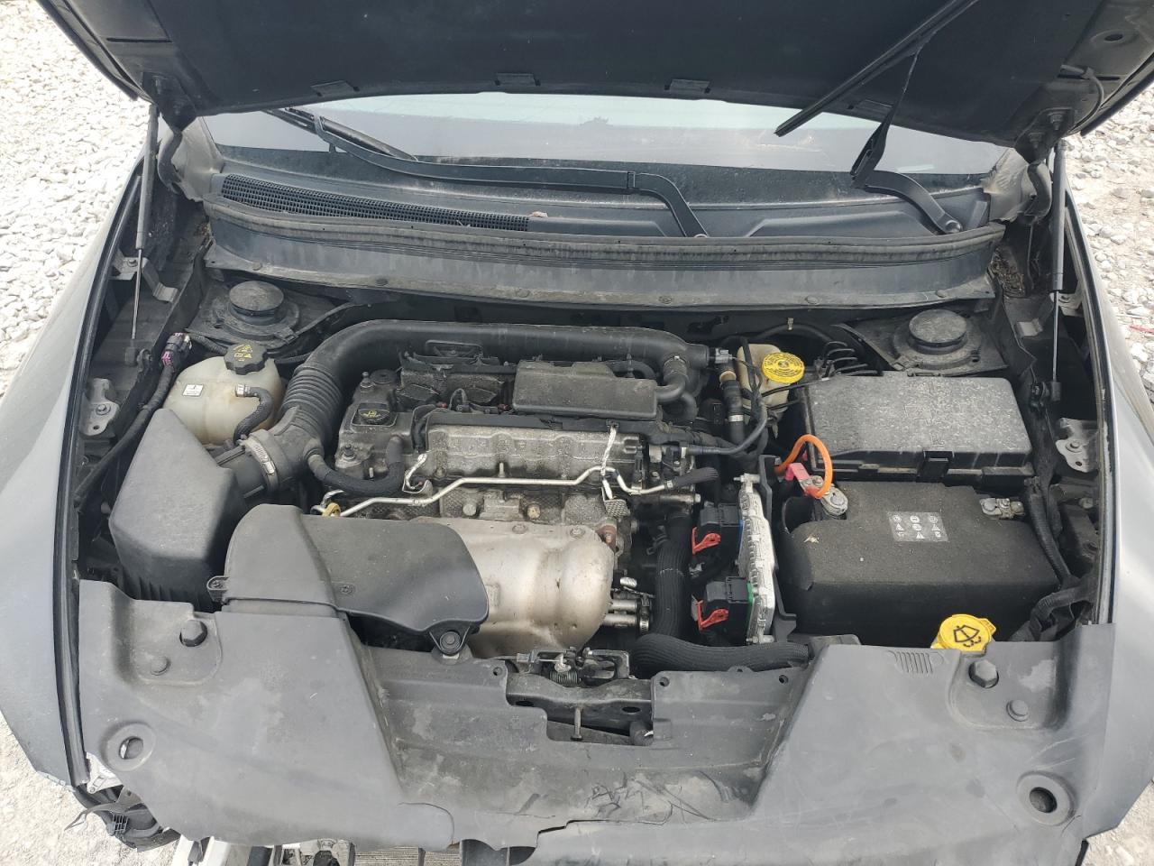 1C4PJMCB7GW103696 2016 Jeep Cherokee Latitude