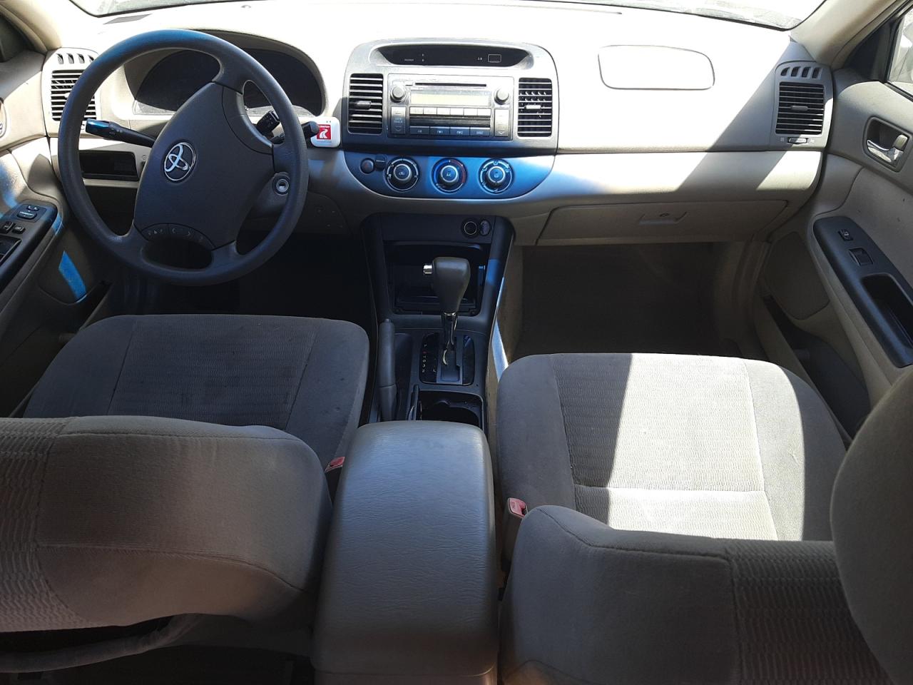 4T1BE32K45U067609 2005 Toyota Camry Le