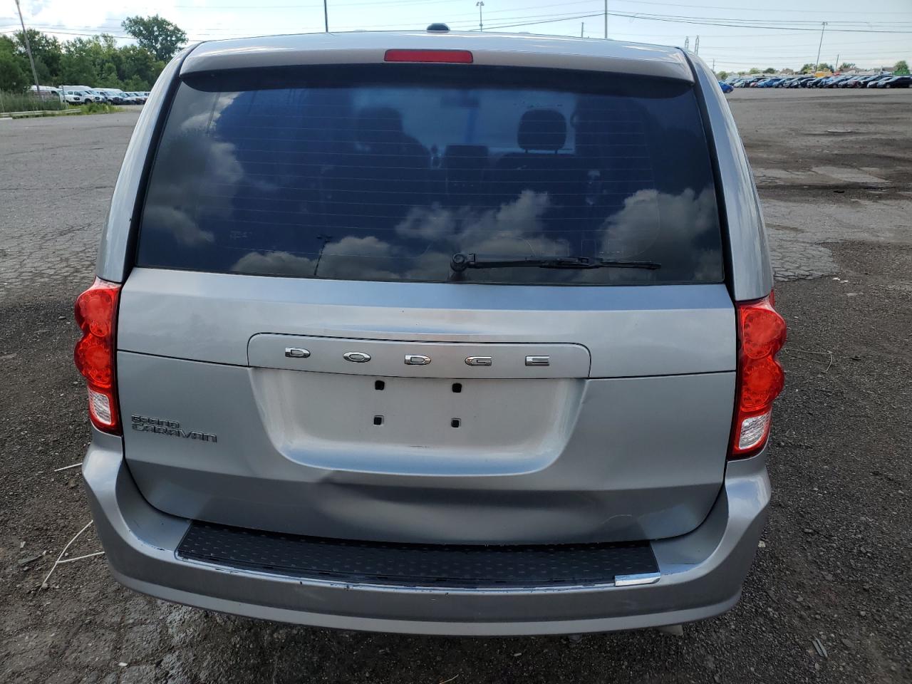 2015 Dodge Grand Caravan Se vin: 2C4RDGBG5FR607069