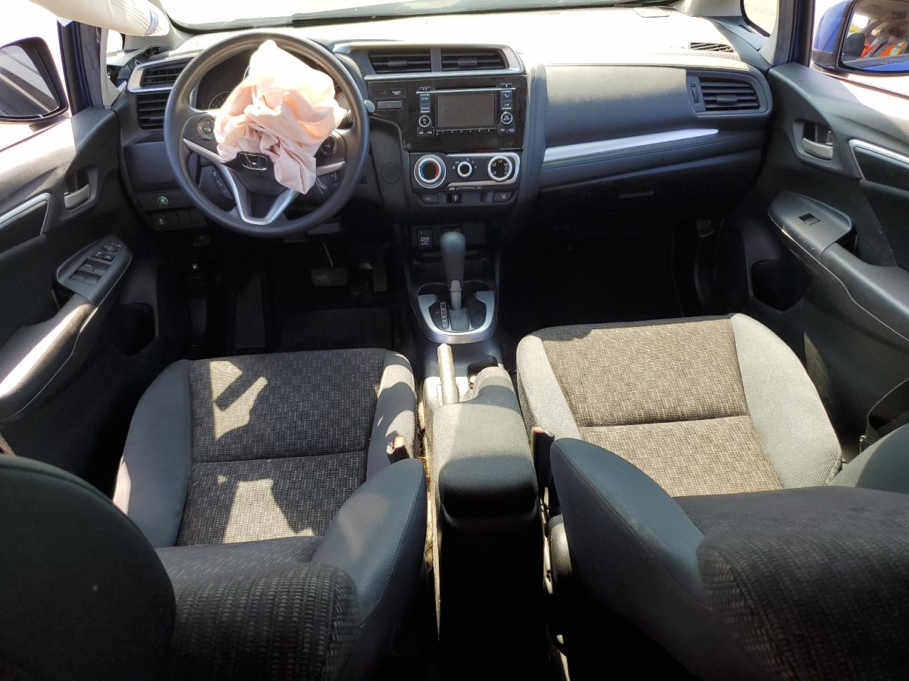 JHMGK5H53HS007092 2017 Honda Fit Lx