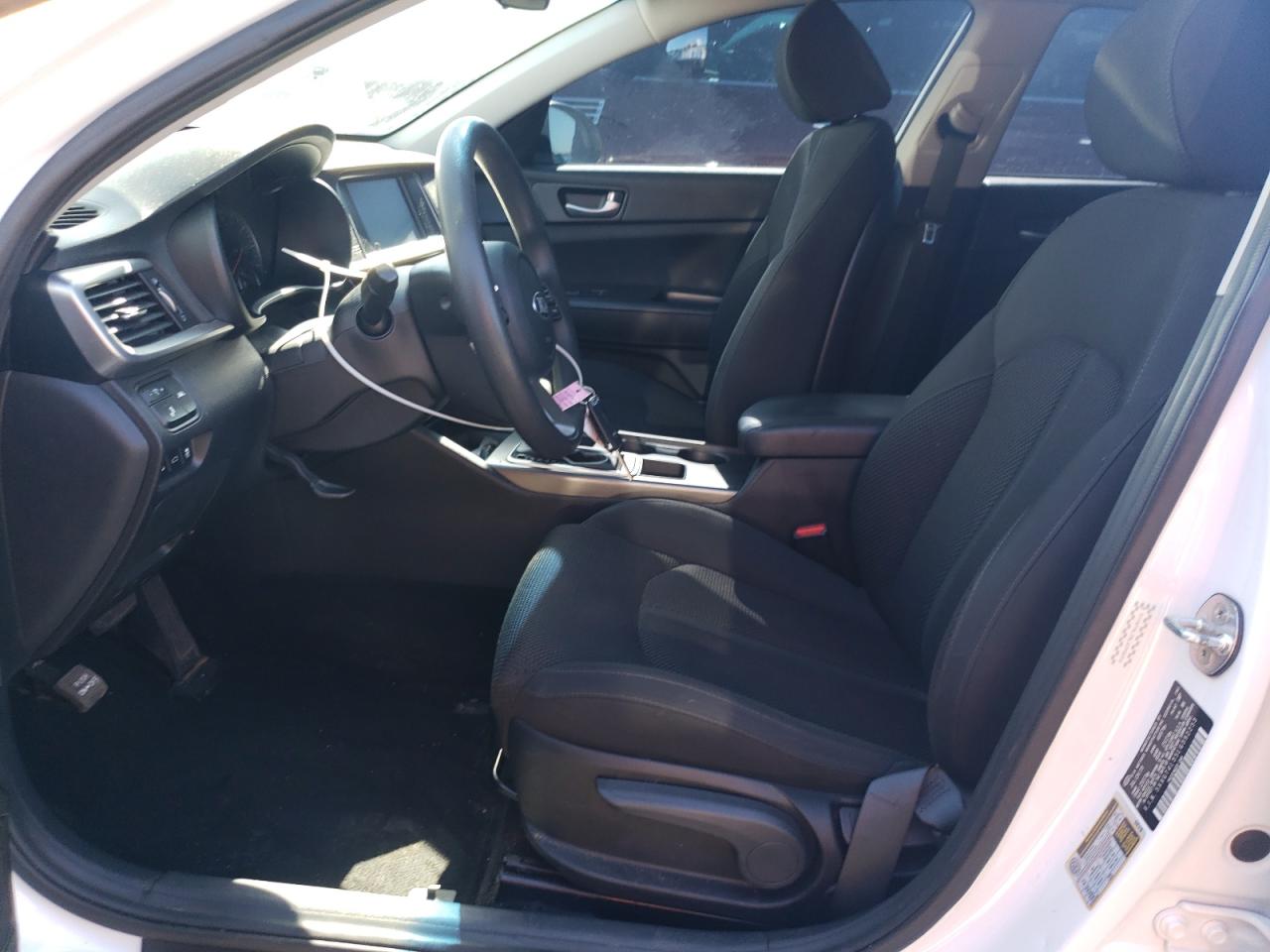 5XXGT4L35LG392253 2020 Kia Optima Lx