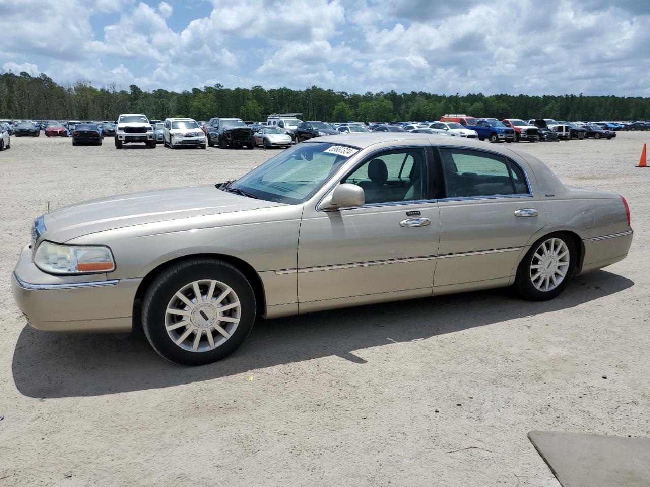 1LNHM81W86Y609450 2006 Lincoln Town Car Signature