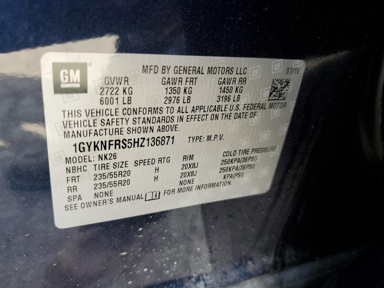 1GYKNFRS5HZ136871 2017 Cadillac Xt5 Platinum