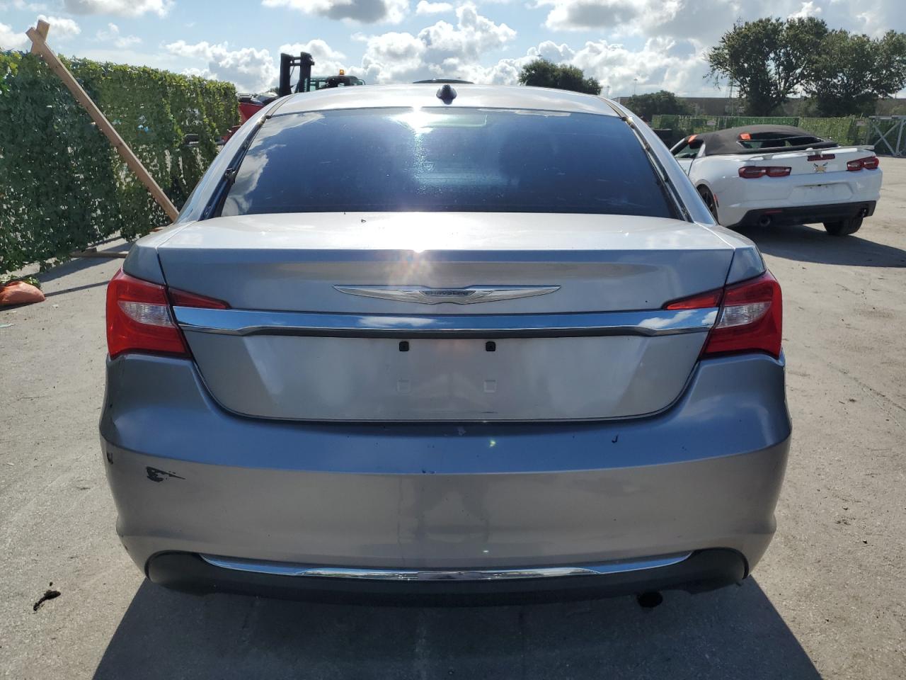 1C3CCBBB1EN118006 2014 Chrysler 200 Touring