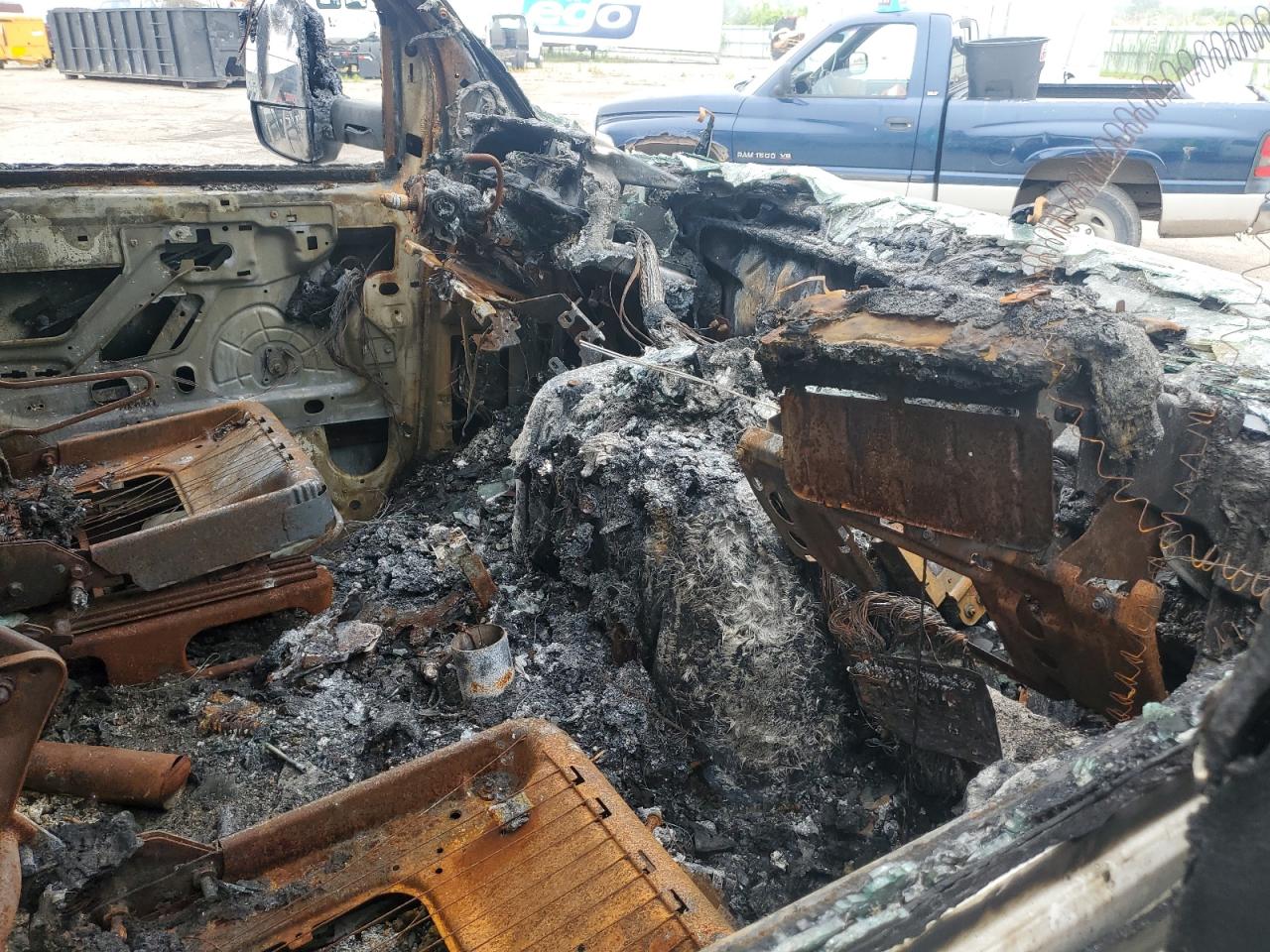 7GZ37TC7XMN008119 2021 GMC Savana Cutaway G3500