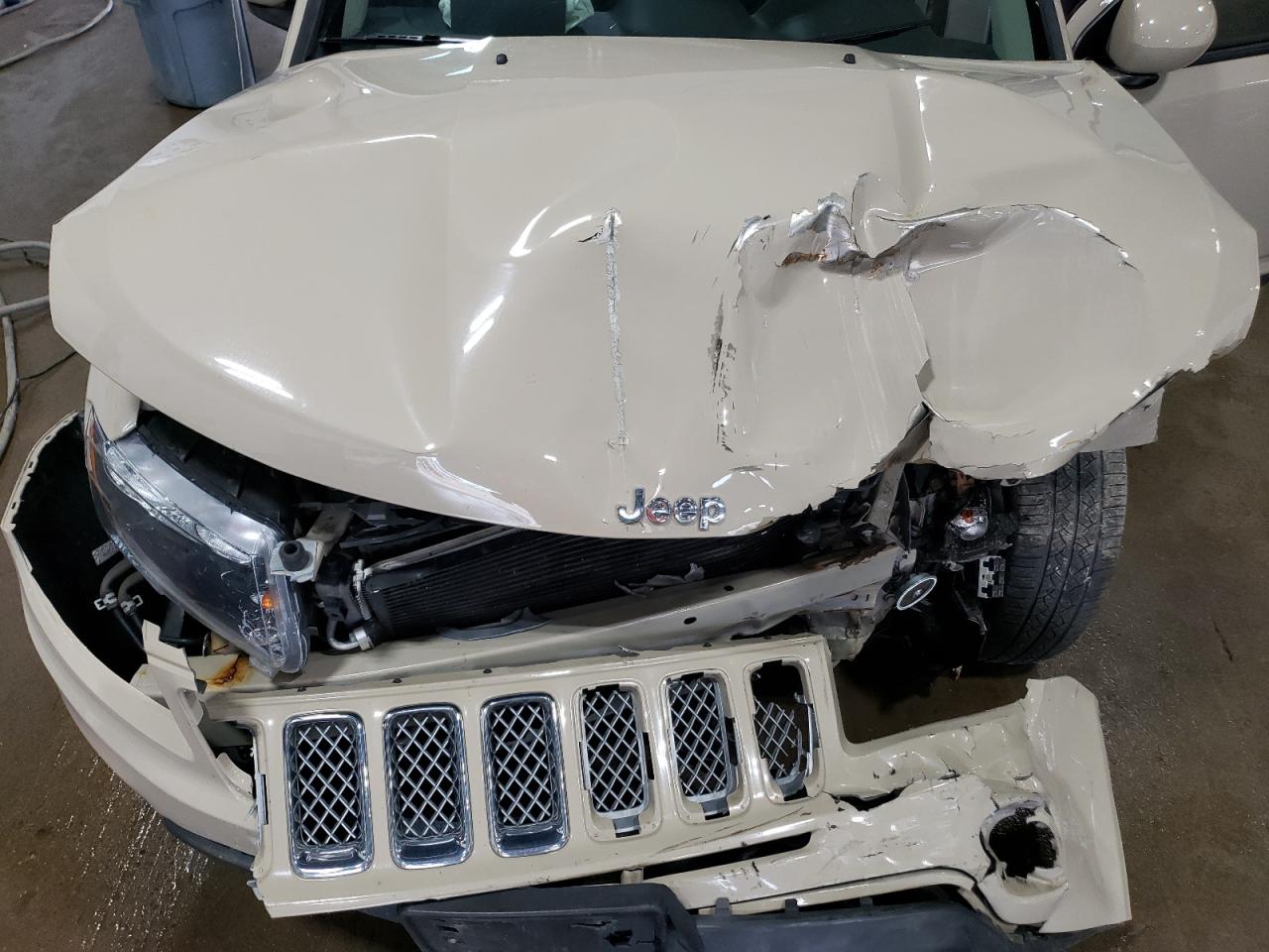 1C4NJDEBXHD176773 2017 Jeep Compass Latitude