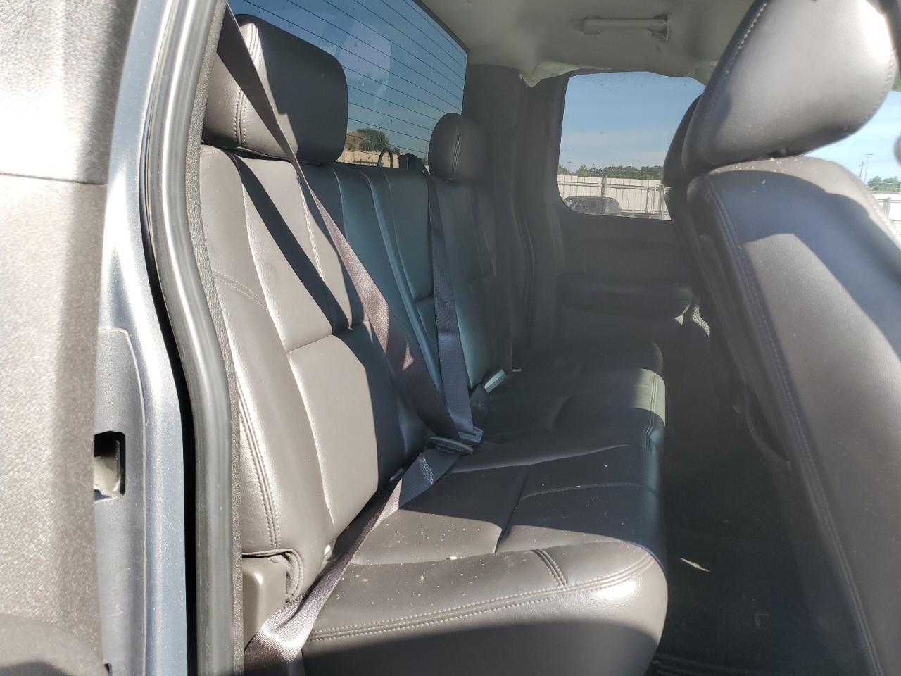 1GTR1WE22BZ100018 2011 GMC Sierra C1500 Slt