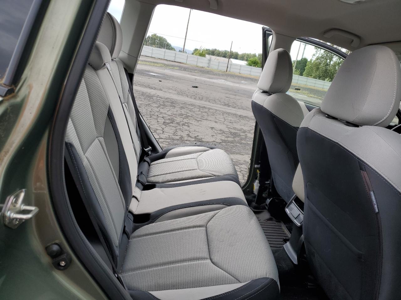 JF2SKACC3KH585063 2019 Subaru Forester