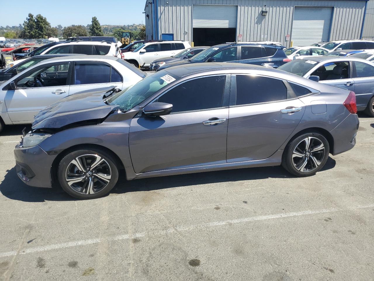 2017 Honda Civic Touring vin: 19XFC1F92HE203598