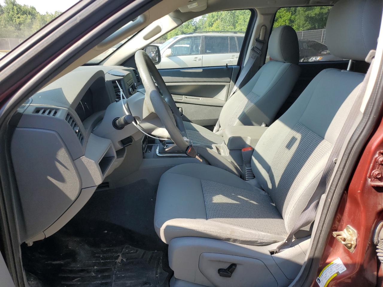 1J8GR48K67C619009 2007 Jeep Grand Cherokee Laredo