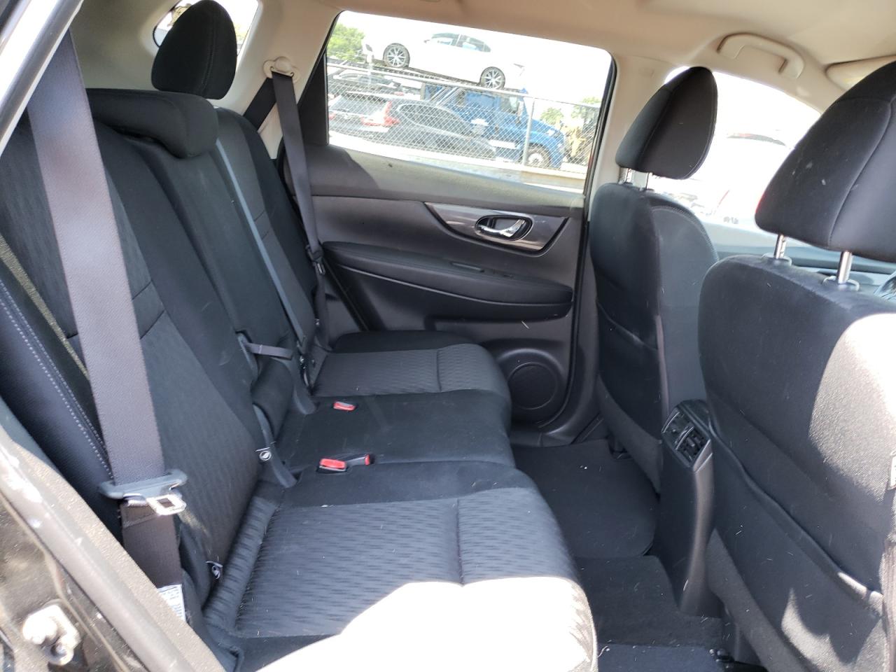 KNMAT2MV2JP519654 NISSAN ROGUE 2018