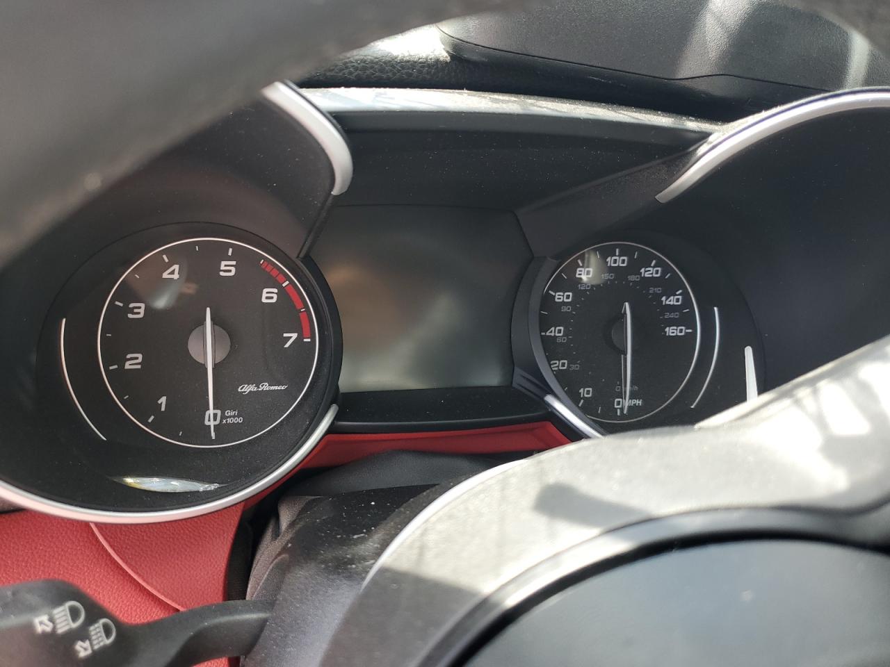 ZARFAMAN2M7644711 2021 Alfa Romeo Giulia Sport