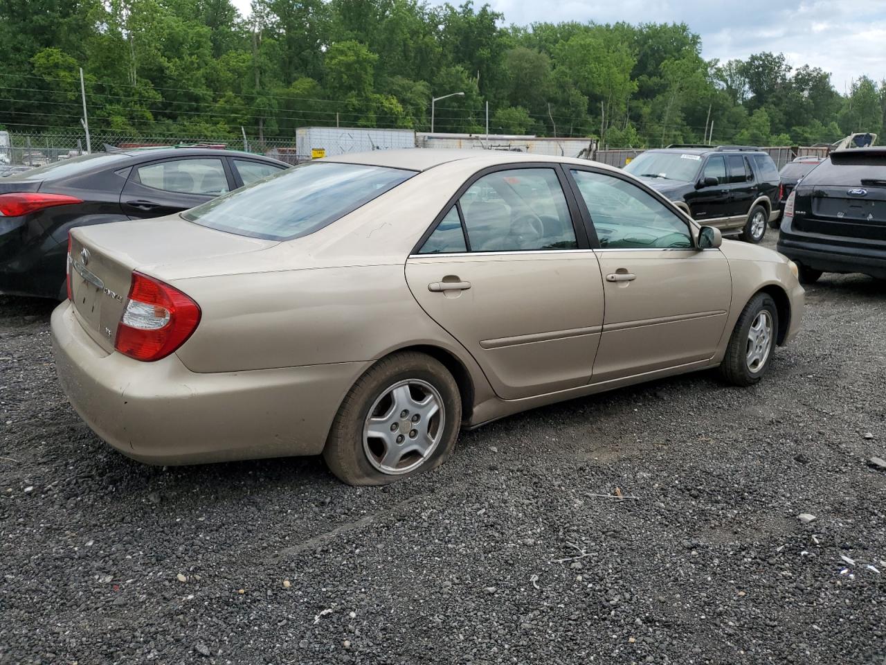 4T1BF30K72U028749 2002 Toyota Camry Le